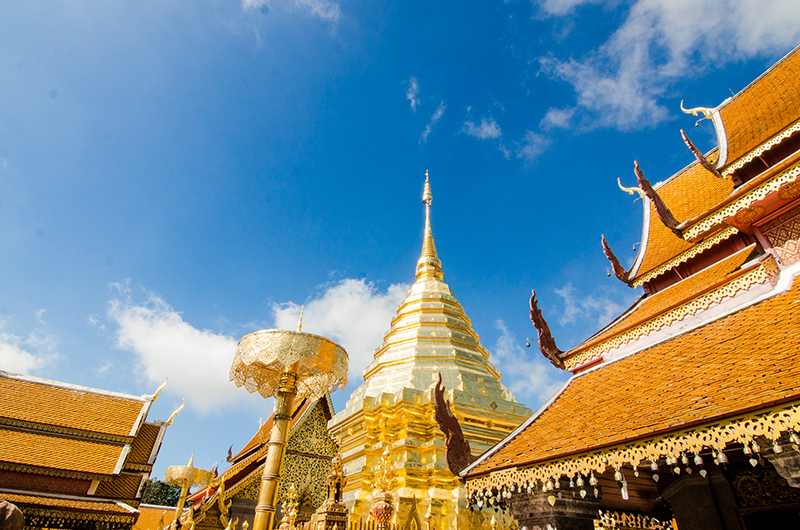 Phra That Doi Suthep Wat Phra That Doi Suthep Pay homage to the relics of your birth year, 12 zodiac years.