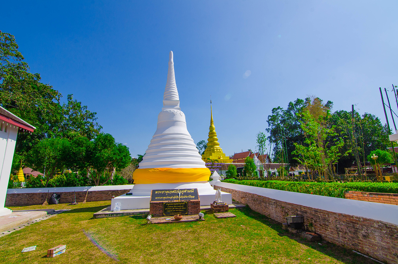 วัดพระธาตุแช่แห้ง_4
