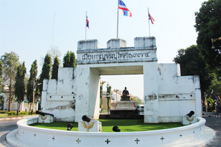 ประตูเมืองกาญจนบุรี